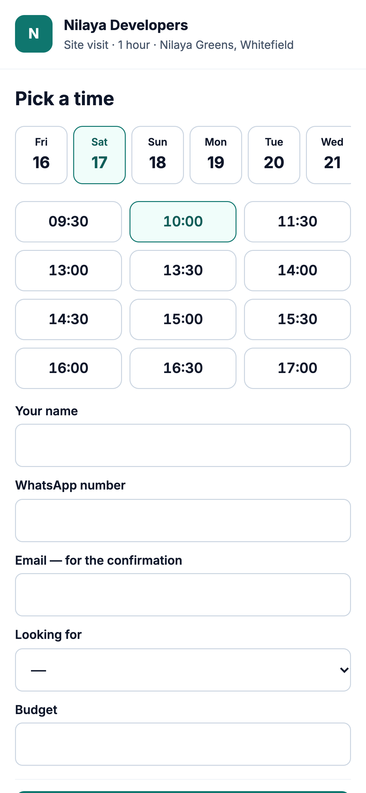 The customer's booking link on a phone: the next 14 days including the weekend, and only the free times